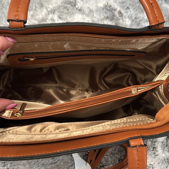 NWOT Davis & Town The Madeline 3-in-1 Purse Croc Embossed Handbag Leather Purse - Picture 7 of 16